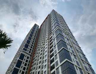 Bangunan 2 Elegant and Comfort 2BR at Permata Hijau Suites Apartment By Travelio