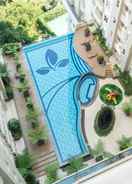 SWIMMING_POOL Apartment Parahyangan Residence By Keypro