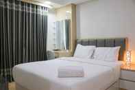 Bedroom Comfy and Elegant 3BR Daan Mogot City Apartment By Travelio