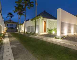 Lobby 2 Fenosa Seminyak Villas by Nagisa Bali