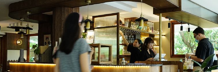 ロビー Karaarom Hotel