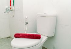 In-room Bathroom 5 Warm and Tranquil 2BR Apartment at Urban Heights Residences BSD City By Travelio