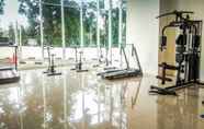 Fitness Center 6 Comfy and Great Location 1BR Apartment at Woodland Park Residence By Travelio