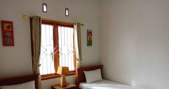 Kamar Tidur Nusawiru Guesthouse  2