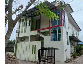 Exterior 2 Homestay Yusika 1