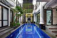 สระว่ายน้ำ S&F Residence Kemang Jakarta