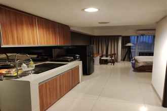 Lobby Apartment H Residence MT Haryono by Hesty Properti