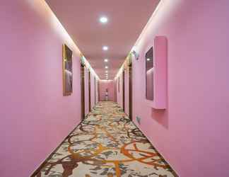 Lobi 2 Sapphire Hotel Bangkok Silom