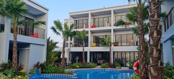 Kolam Renang 3 HATCHAO HERITAGE BEACH FRONT RESORT