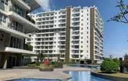 Kolam Renang 3 Megans Gateway Apartment