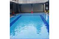 Swimming Pool Villa Anggrek Pamijahan