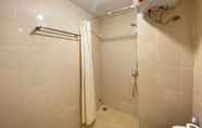 In-room Bathroom 5 2BR Cozy Apartment at Apartment Parahyangan Residence By Travelio