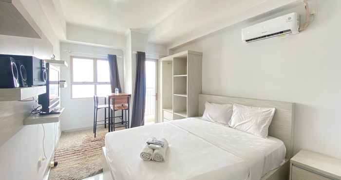 Kamar Tidur Spacious Studio Mekarwangi Square Cibaduyut Apartment By Travelio