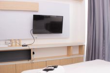 พื้นที่สาธารณะ Nice and Cozy Studio at Sayana Bekasi Apartment By Travelio