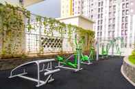 Fitness Center Comfy and Nice 2BR Springlake Apartment near Summarecon Bekasi By Travelio