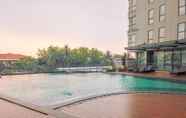 Kolam Renang 6 Comfortable and Nice 2BR Apartment at Royal Olive Residence By Travelio