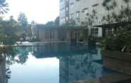 Kolam Renang 6 Affordable Room Studio Pool View Pinewood Jatinangor Apartment By Travelio
