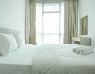 Kamar Tidur 2 Elegant and Nice 2BR Apartment Veranda Residence at Puri By Travelio