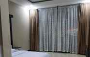 Kamar Tidur 3 Arro Hotel Bukittinggi