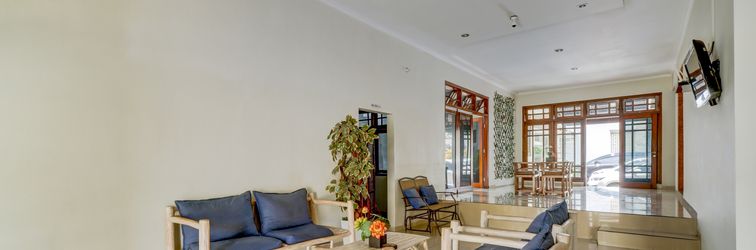 Lobi OYO 91238 Sky In Homestay Syariah