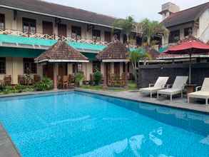 Kolam Renang 4 Prambanan Guesthouse