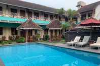 Swimming Pool Prambanan Guesthouse