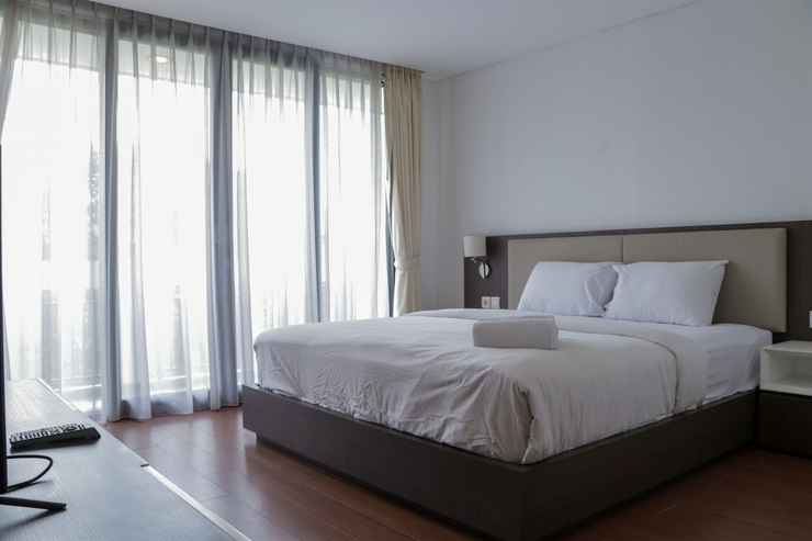 BEDROOM Comfort and Spacious 3BR Apartment at Simprug Park Residences By Travelio