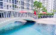 Swimming Pool 7 Elegant Studio at Pacific Garden Apartment near Alam Sutera By Travelio