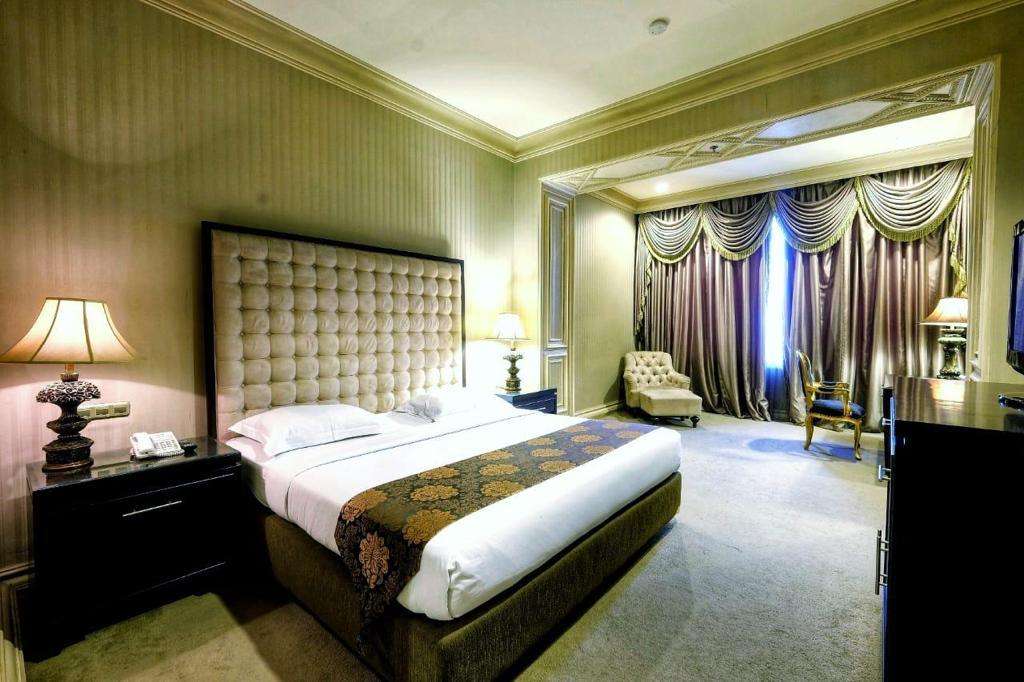 GRAND EMPIRE PALACE HOTEL, Surabaya Harga diskon s.d 30 di 2023