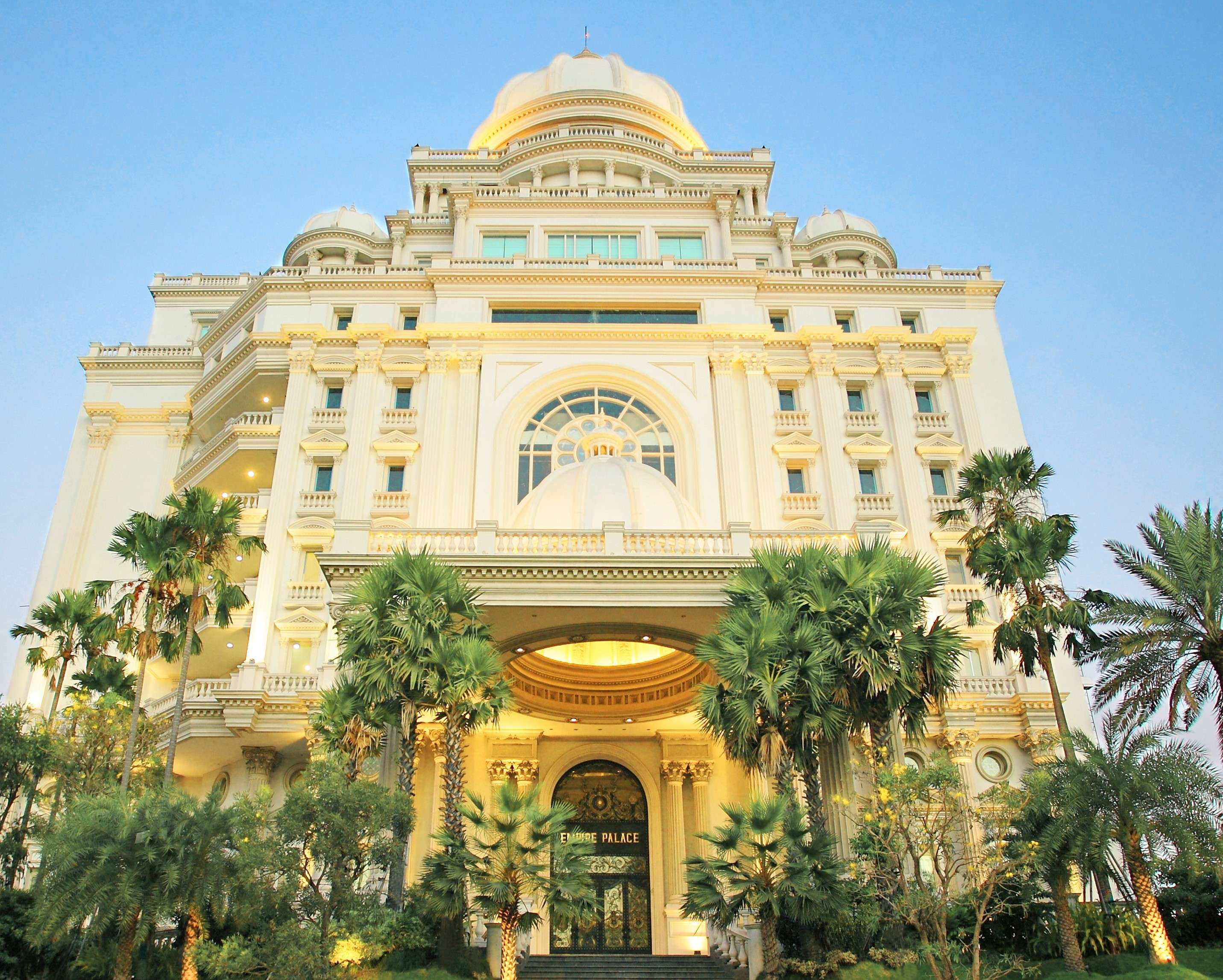 GRAND EMPIRE PALACE HOTEL, Surabaya Harga Terbaru dan Promo di 2023