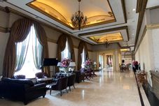 로비 Grand Empire Palace Hotel