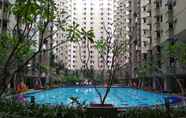 Kolam Renang 6 Spacious and Tidy 2BR at Gateway Ahmad Yani Apartment By Travelio