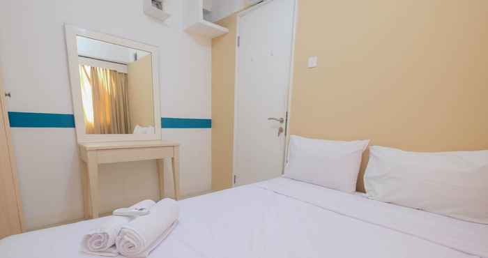 ห้องนอน Comfort and Great Location 3BR at Bassura City Apartment By Travelio