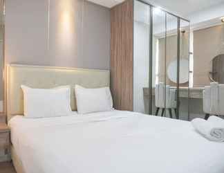 Bilik Tidur 2 New and Nice 1BR with Office Room at Daan Mogot City Apartment By Travelio