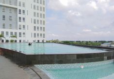 Swimming Pool 7 Cozy Stay and Homey Studio Apartment at Patraland Urbano By Travelio
