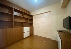Bedroom 2 Spacious with Japanese Style 1BR at Gateway Ahmad Yani Cicadas Bandung By Travelio