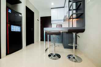 Kamar Tidur 4 Best Price and Warm 1BR Brooklyn Apartment near IKEA Alam Sutera by Travelio