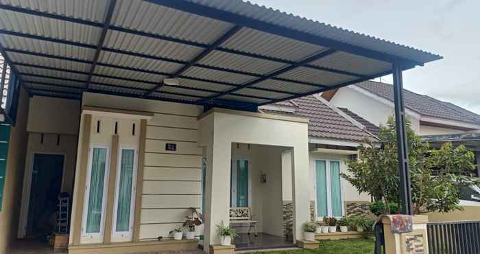 Exterior FARASTHA GUEST HOUSE HOMESTAY