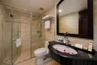 Phòng tắm bên trong Zephyr Suites Boutique Hotel