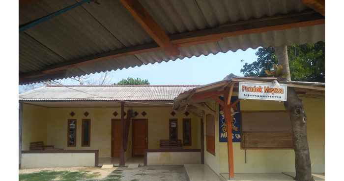 Lobby Pondok Meyssa Ujung Genteng