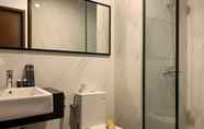 Toilet Kamar 5 Tidy and Cozy Living 2BR Ciputra World 2 Apartment By Travelio Premium