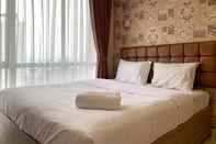 Kamar Tidur Nice and Comfort 2BR at The Mansion Kemayoran Apartment By Travelio