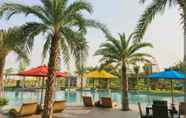 Swimming Pool 4 Elegant Upscale Studio @ Gold Coast Apartments PIK