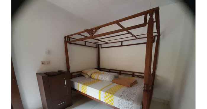 Bedroom TIARA Guest House Bekasi