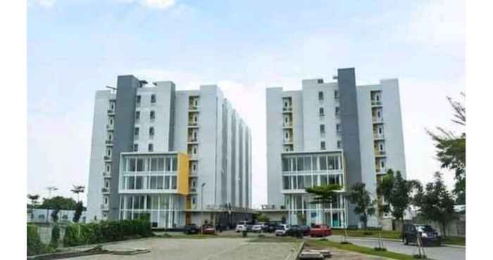 Lobi Apartment Aeropolis by Raya Room