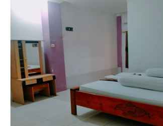 Bedroom 2 Penginapan Hidayah Maratua