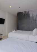 BEDROOM Strategic and Luxury 1BR Apartment at The Empyreal Epicentrum By Travelio