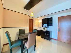 Bilik Tidur 4 Spacious Bohemian 2BR Apartment at Marbella Suites Dago Pakar Bandung By Travelio