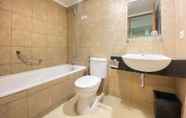 In-room Bathroom 5 Spacious Bohemian 2BR Apartment at Marbella Suites Dago Pakar Bandung By Travelio