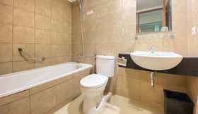 In-room Bathroom 5 Spacious Bohemian 2BR Apartment at Marbella Suites Dago Pakar Bandung By Travelio